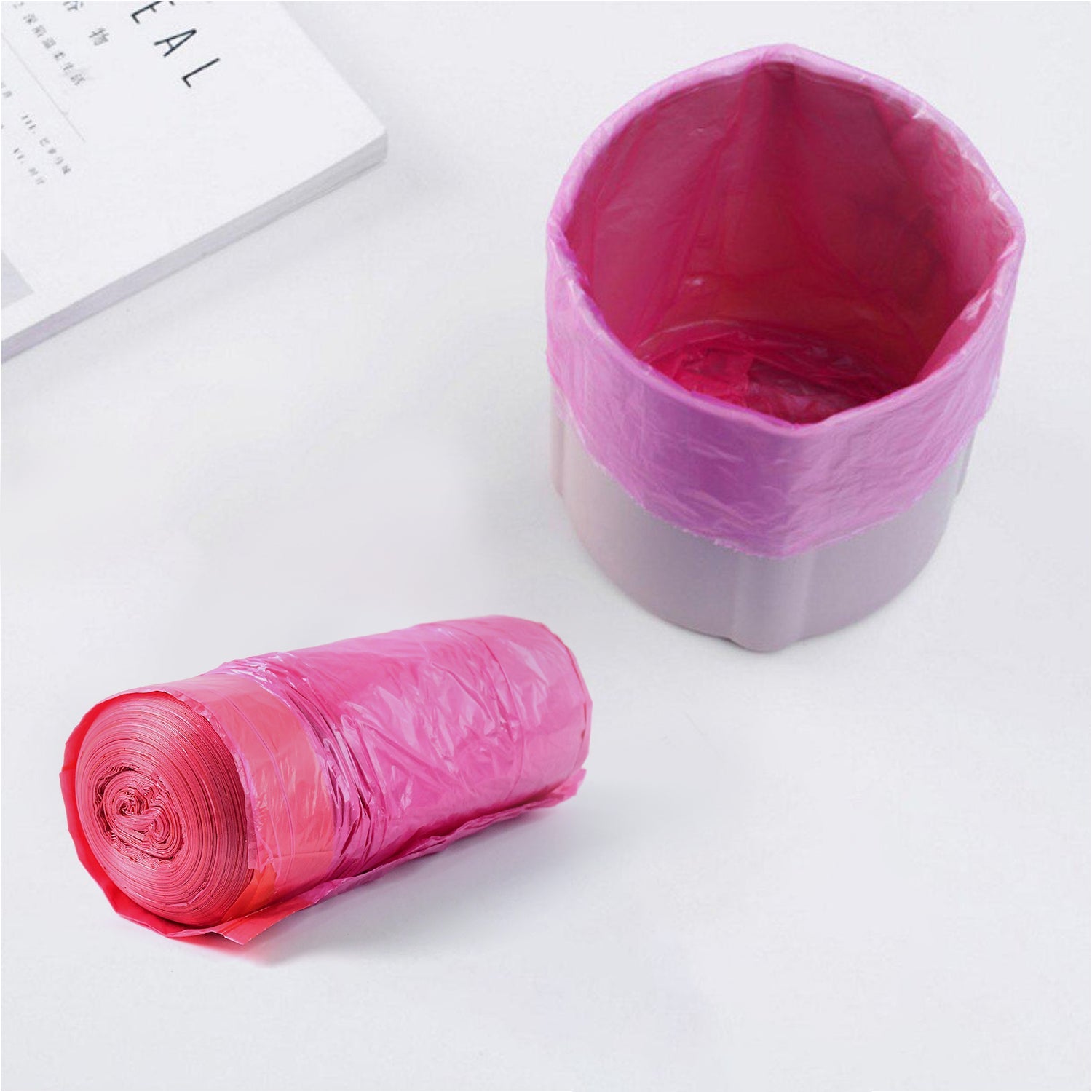 Garbage Bags Roll 45 x 45 cm (1 Pc / Mix Color) Garbage Bags Roll 45 x 45 cm (1 Pc / Mix Color)